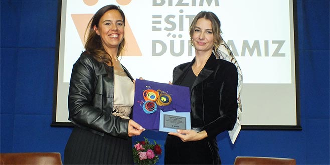 Yeşim Tekstil’in ünlü konuğu 