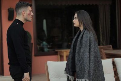 Çukur’a damga vuran öpüşme sahnesi