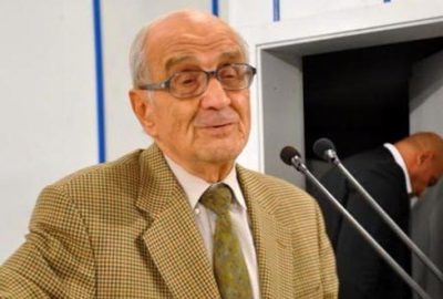 Prof. Dr. Mümtaz Soysal hayatını kaybetti