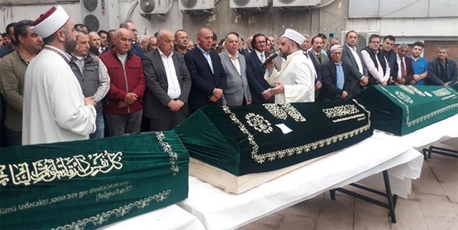 4 kardeş son yolculuğa uğurlandı