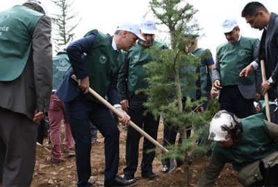 İnegöl’de 15 bin fidan toprakla buluştu