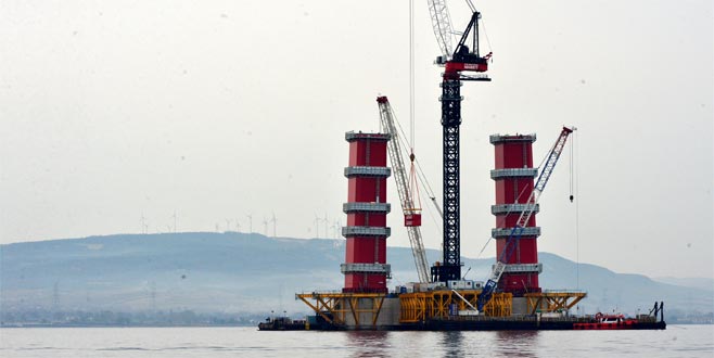 1915 Çanakkale Köprüsü yükseliyor