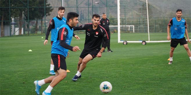 Ümitler kampı tamamladı