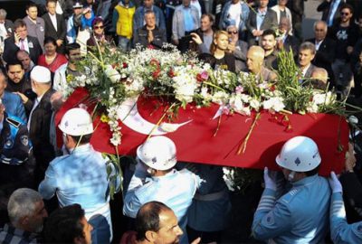 Usta oyuncu Yıldız Kenter son yolculuğuna uğurlandı