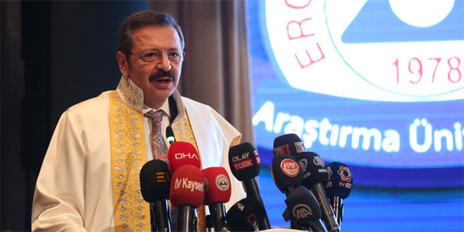 Duranın düştüğü bir devirdeyiz