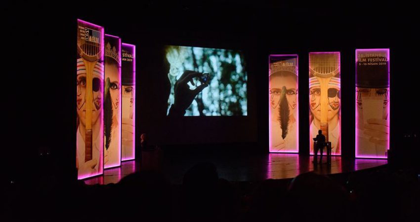 ’39. İstanbul Film Festivali’ 10-21 Nisan 2020’de yapılacak İstanbul Kültür Sanat Vakfının düzenlediği "39. İstanbul Film Festivali" 10-21