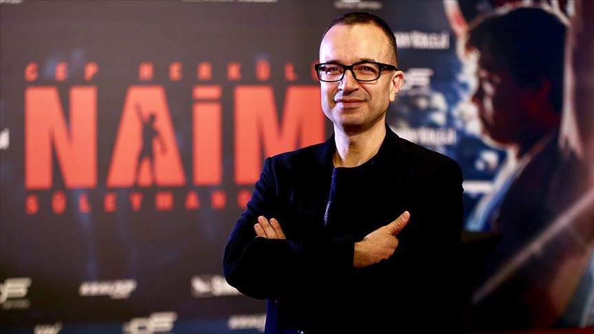 Yönetmen Özer Feyzioğlu: Naim Süleymanoğlu büyük bir insan hakları savaşçısıydı Yönetmen Özer Feyzioğlu: Naim Süleymanoğlu büyük bir insan hakları savaşçısıydı