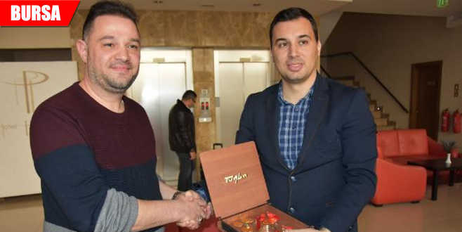 Otel kasasında unutmuştu! 4 ay sonra kavuştu