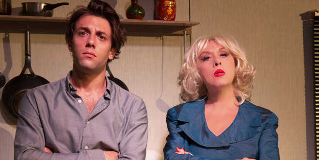 Torunuyla aynı sahnede