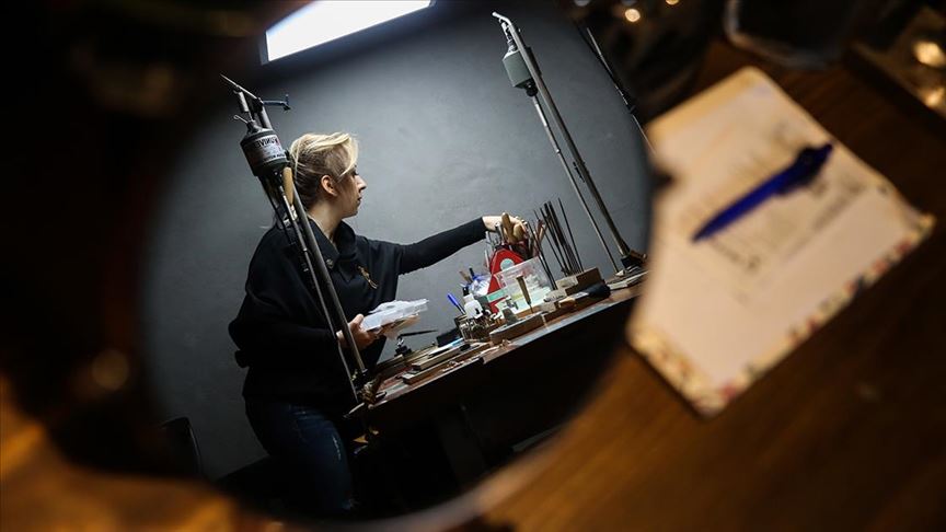 Tasarımlarıyla Mevlana’yı dünyaya tanıtıyor Tasarımlarıyla Mevlana’yı dünyaya tanıtıyor