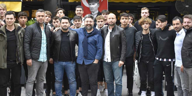 Gençlerin moral buluşması