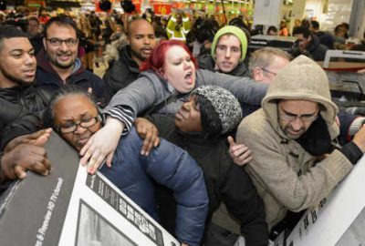 İndirimli alışveriş çılgınlığı