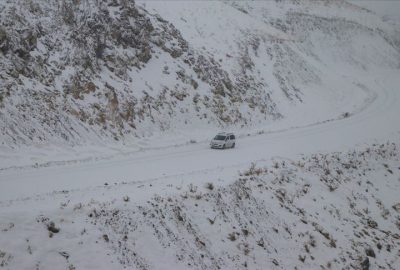 O ilde kar ve tipi nedeniyle 11 mahalle yolu ulaşıma kapandı