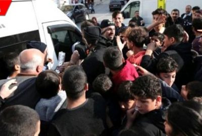 Ünlü şarkıcıyla açılış yaptı! 3 bin adet döner 1 saatte içinde tükendi