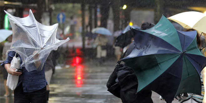 Meteorolji’den ciddi uyarı! Fırtına ve yağışlara dikkat!