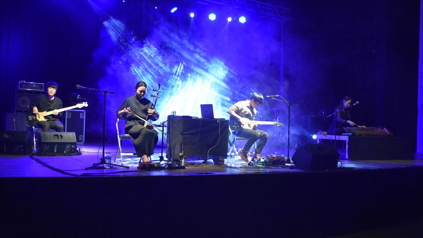 Güney Koreli rock grubu Türkiye’ye gelmekten memnun Güney Koreli rock grubu Türkiye’ye gelmekten memnun