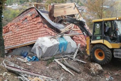 Vatandaş Kaçak Yapıları Kendi Kaldırmaya Başladı