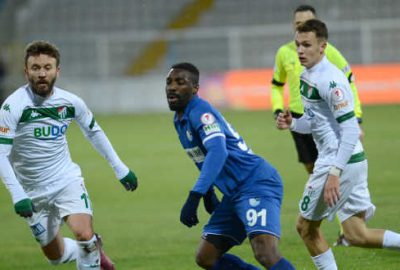 Bursaspor rövanşa bıraktı