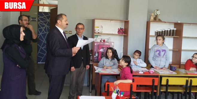 Belediye başkanın evinin kapısında şaşırtan not