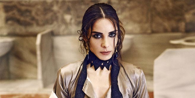 Kendimi dövüyorum!