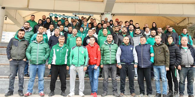 Taraftarların dostluk buluşması