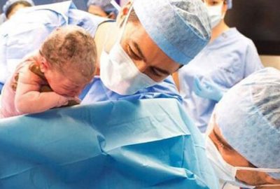 İbrahim Çelikkol ve Mihre Çelikkol bebekleri Ali’ye böyle kavuşmuş