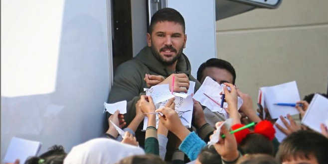 Seti çocuklar bastı