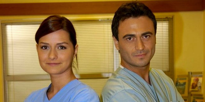 10 yıl sonra ekranlara Doktor Ela olarak tekrar dönüş yapan ünlü oyuncudan ilk açıklama!