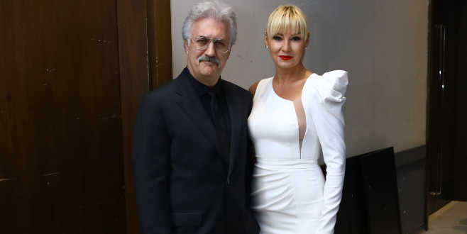 Gerçek eşinden daha eski kocasıyım!