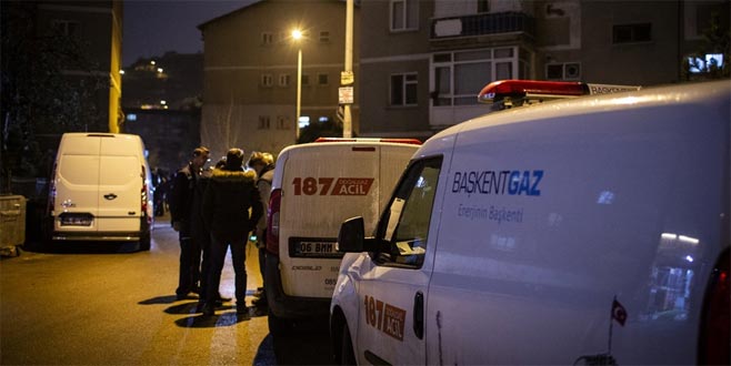 Hamile kadın ile 3 yaşındaki çocuğu ölü bulundu