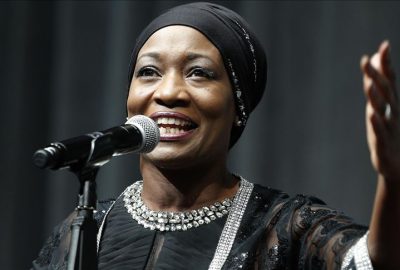 ABD’li sanatçı Della Miles Türkiye’yi tanıtmak istiyor