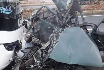Yolcu otobüsü ile otomobil çarpıştı: 3 ölü, 1 yaralı