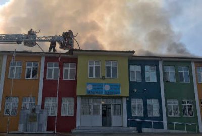 Okulda yangın paniği