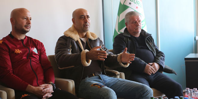 Parayla değil gençlerle Parayla değil gençlerle