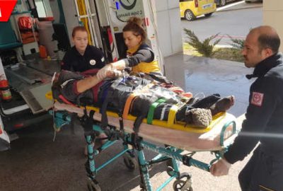 Freni boşalan traktörden atladı