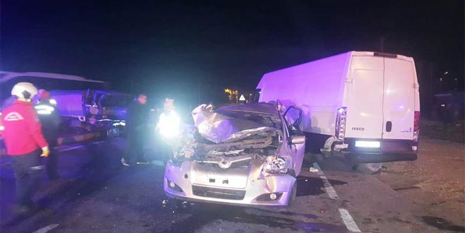 Alkollü sürücü dehşet saçtı: 1’i polis 6 yaralı