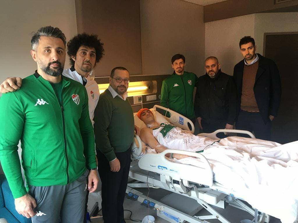 Genç Kadir’e moral verdiler