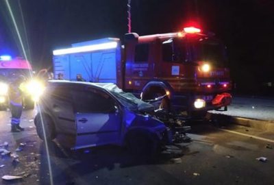 Otomobil TIR’ın altına girdi: 3 ölü, 2 yaralı