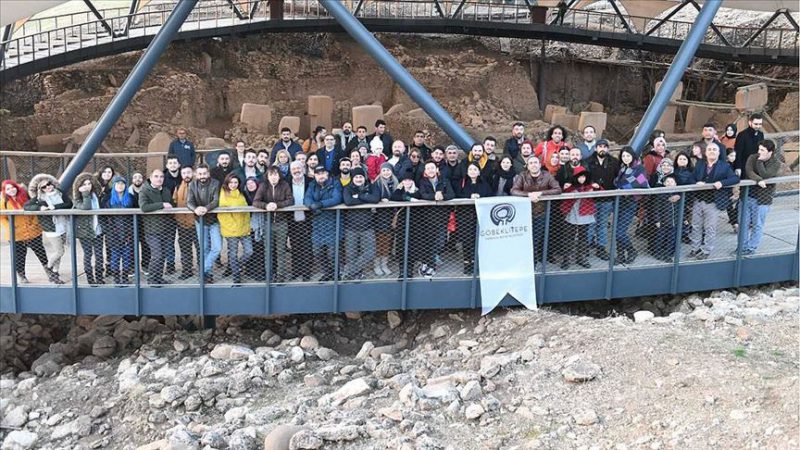 Türk yapımı çizgi film serisi "Rafadan Tayfa Göbeklitepe" filminin ekibi,