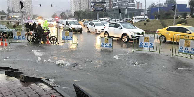 4 ilçede sağanak nedeniyle eğitime ara verildi