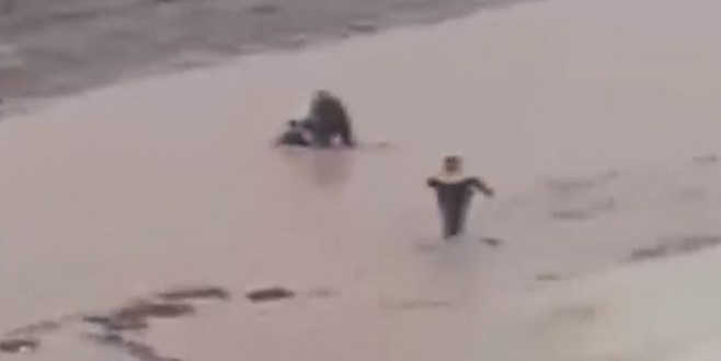 Adana’da 10 yaşındaki çocuk sele kapıldı