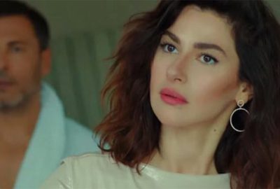 Bornozlu pozu yok artık dedirtti