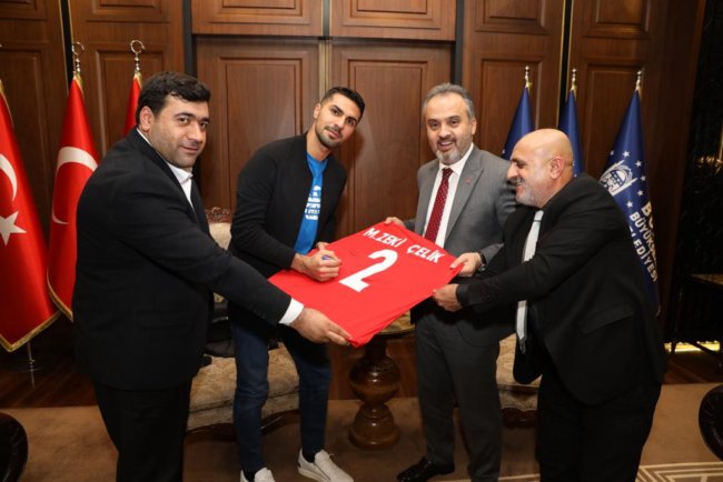 Mehmet Zeki Bursa’ya geldi…