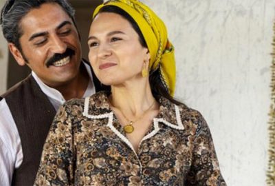 Bir Zamanlar Çukurova’nın Saniye’si dekolteli pozuyla olay oldu