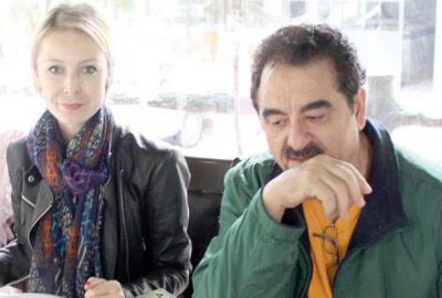 Eski eşini yalnız bırakmadı