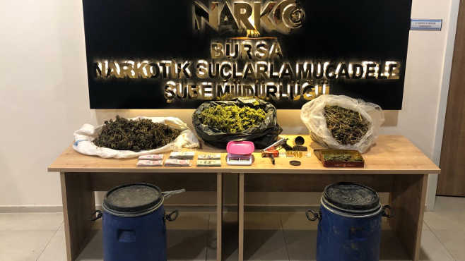 Onlar gizledi, Rona buldu