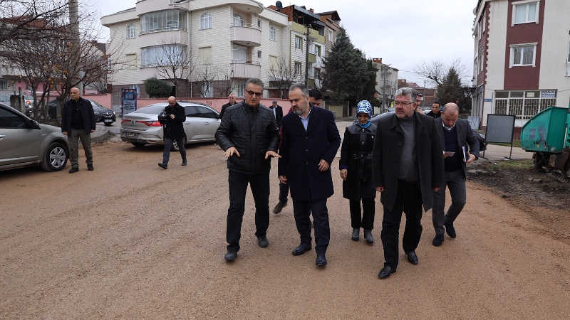 Köy yolları asfaltlanıyor