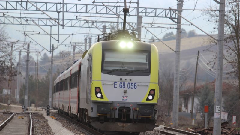 85 yıldır Bursa’dan geçiyor ama kimse bilmiyor! Bursa'nın Büyükorhan ilçesinden 85 yıldır tren geçiyor, ama bunu şehirde