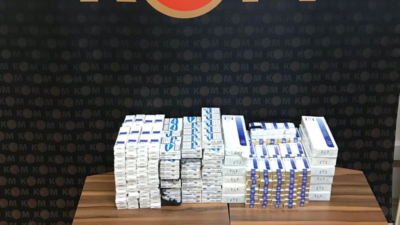 700 paket kaçak sigara ele geçirildi