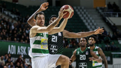 Timsah kendine gelemiyor